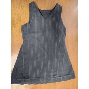 LULULEMON Size 4 GREY V Neck Tank with built-in Sports Bra Top, Grey with White